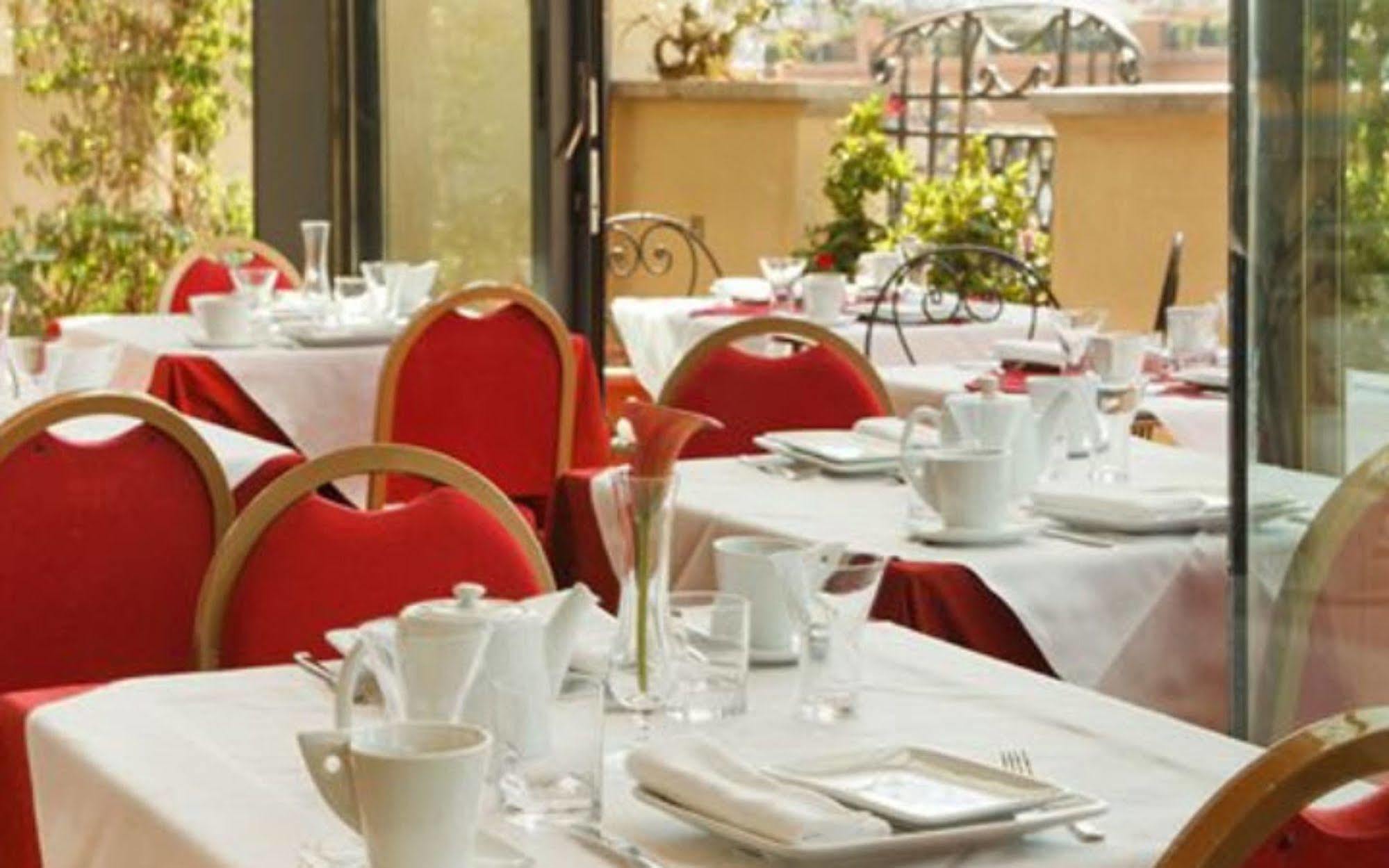Smart Hotel Pincio Рим Екстер'єр фото